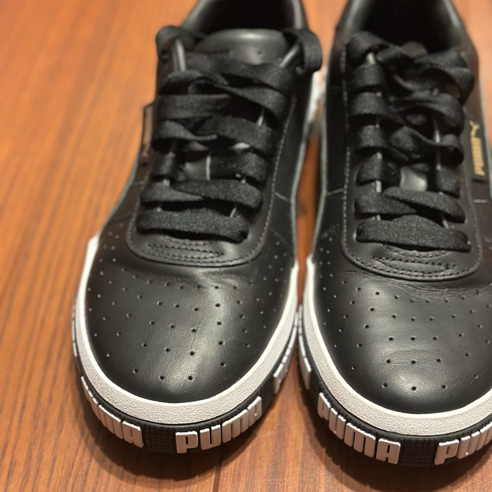 Puma Men's Black Sneakers with White Soles